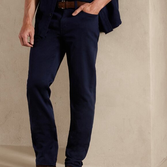 Banana Republic Other - Banana Republic Athletic Tapered Traveler Pants 33/32 Navy